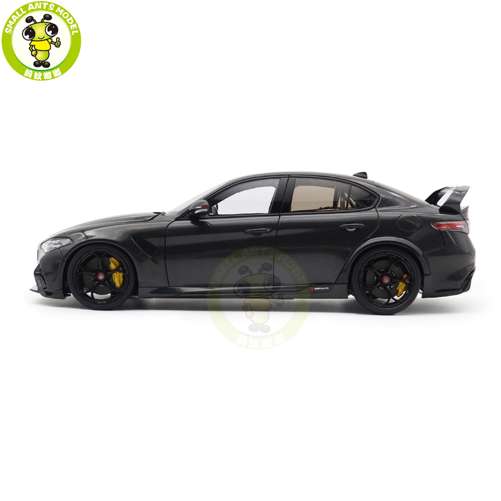 1/18 Alfa Romeo Giulia GTAm Carbon Fiber MOTORHELIX Diecast Model