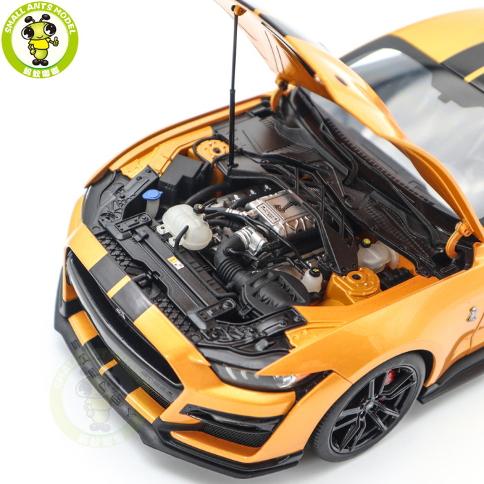 1/18 Ford Mustang Shelby GT500 AUTOart 73099 Cyber Orange Model Car