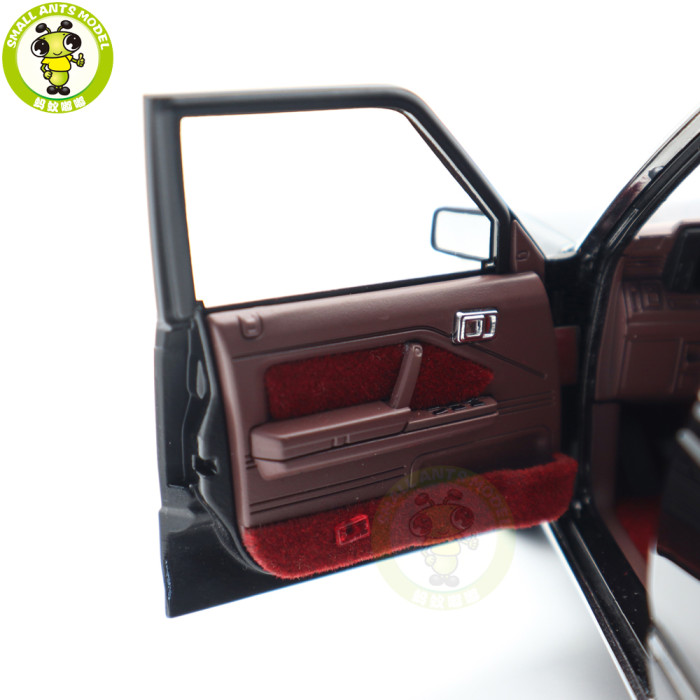 1/18 Toyota Crown Seventh Generation MS122 Diecast Model Car Gifts For Friends