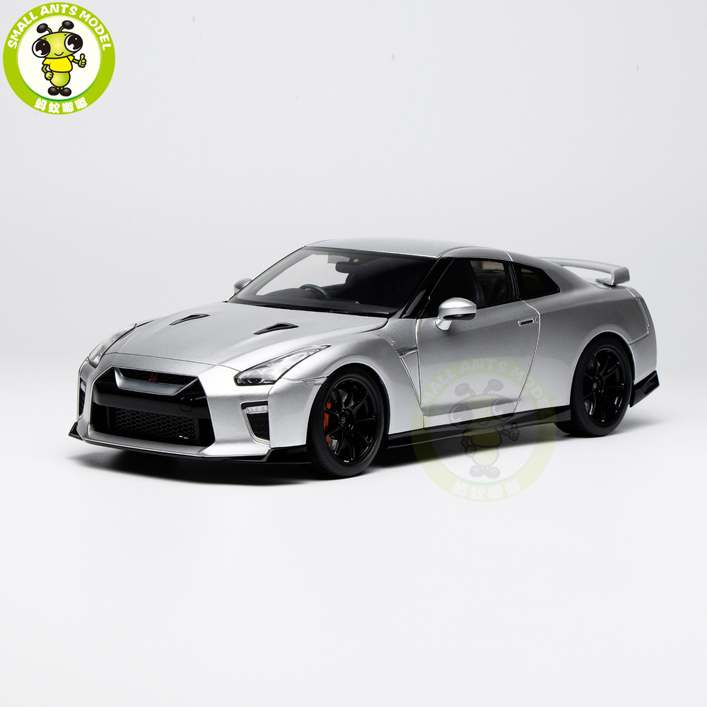Preorder 1/18 MOTORHELIX Nissan GT R GT-R R35 Track Edition