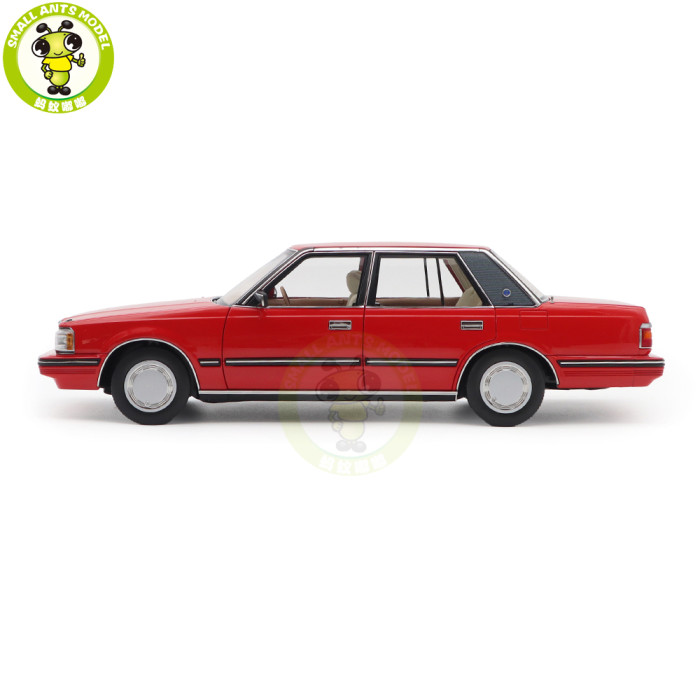 1/18 Toyota Crown Seventh Generation MS122 Diecast Model Car Gifts For Friends