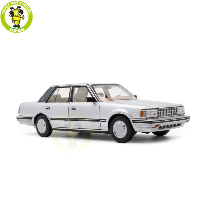 1/18 Toyota Crown Seventh Generation MS122 Diecast Model Car Gifts For Friends