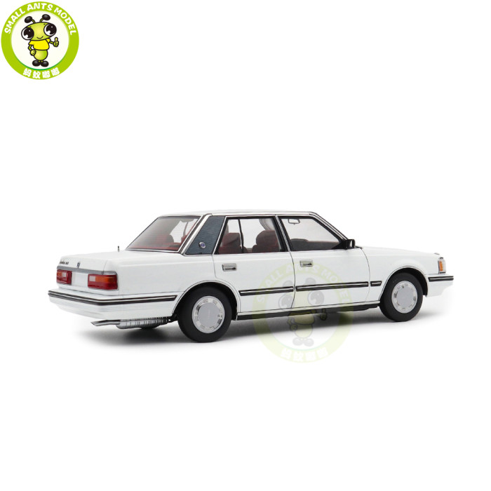 1/18 Toyota Crown Seventh Generation MS122 Diecast Model Car Gifts For Friends