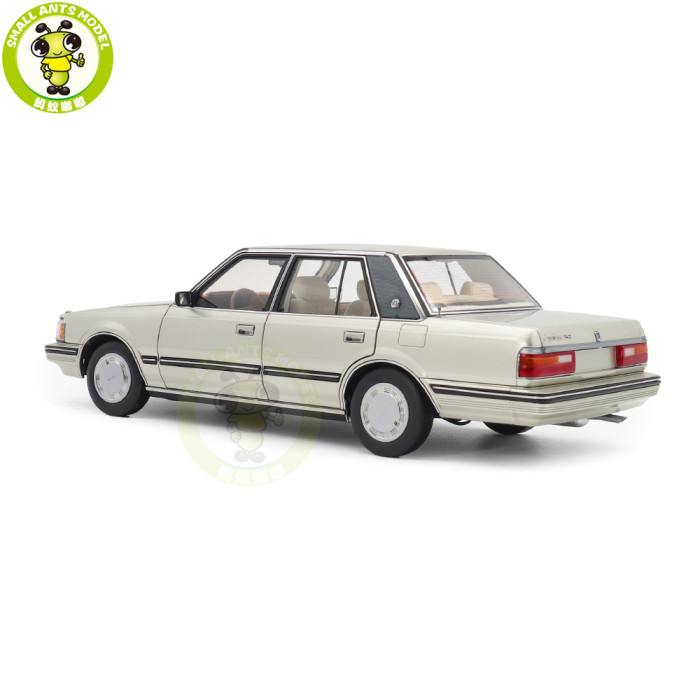 1/18 Toyota Crown Seventh Generation MS122 Diecast Model Car Gifts For Friends