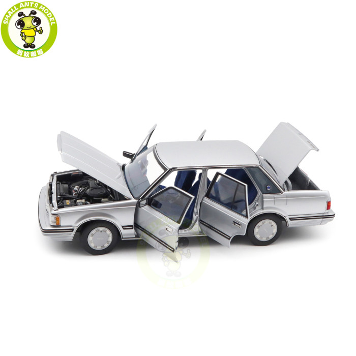 1/18 Toyota Crown Seventh Generation MS122 Diecast Model Car Gifts For Friends