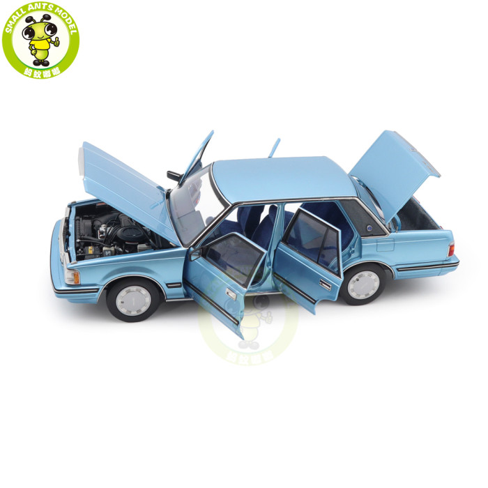 1/18 Toyota Crown Seventh Generation MS122 Diecast Model Car Gifts For Friends