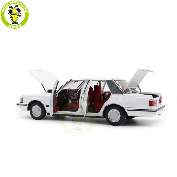 1/18 Toyota Crown Seventh Generation MS122 Diecast Model Car Gifts For Friends