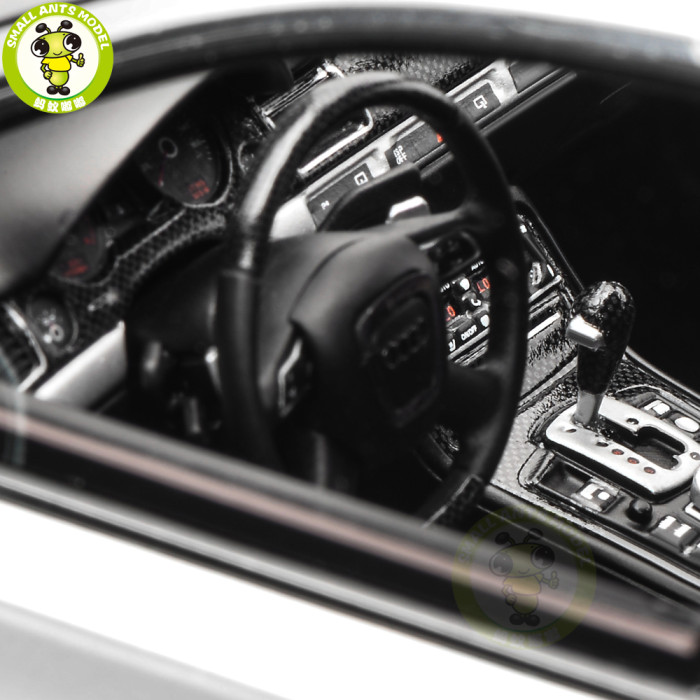 1/18 Motorhelix Audi A8 W12 2008 Resin Model Car Gifts For Friends Father