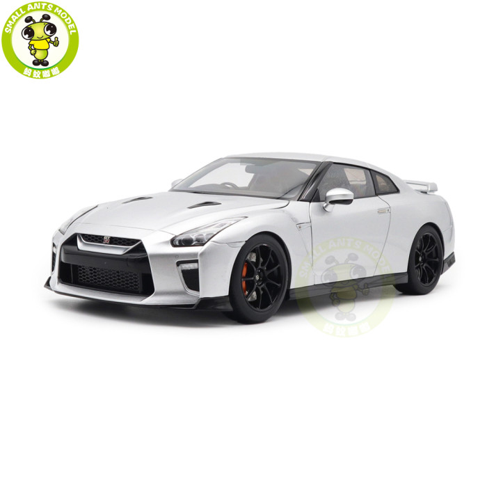 1/18 MOTORHELIX Nissan GT R GT-R R35 Track Edition Engineered By NISMO 2020 Diecast Model Toy Car Gifts For Father Friends