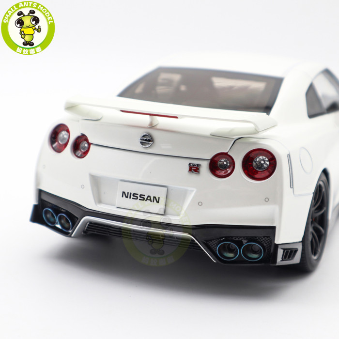 1/18 MOTORHELIX Nissan GT R GT-R R35 Track Edition Engineered By NISMO 2020 Diecast Model Toy Car Gifts For Father Friends