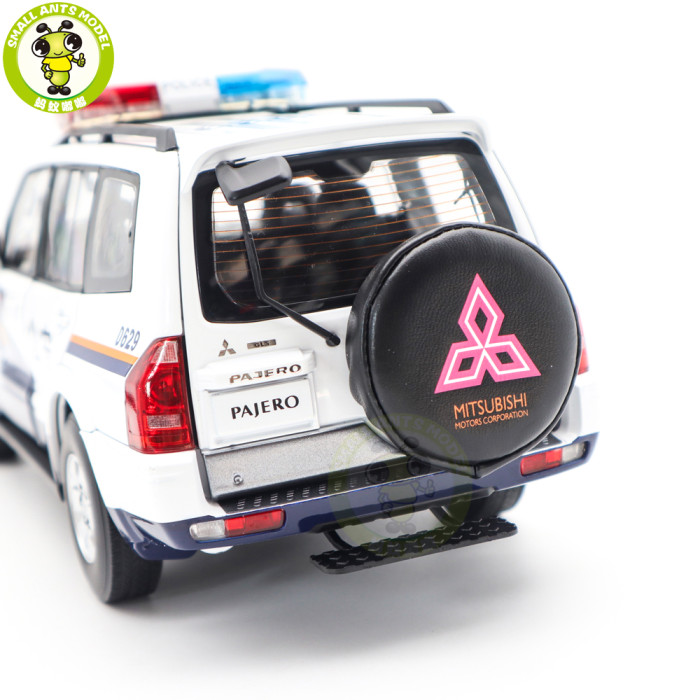 1/18 Mitsubishi PAJERO V73 YC MODEL Diecast Model Toy Car Gifts For Friends Father