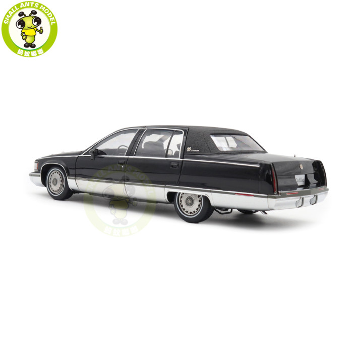 1/18 US GM Cadillac Fleetwood Diecast Model Toy Car Gifts For Friends Family