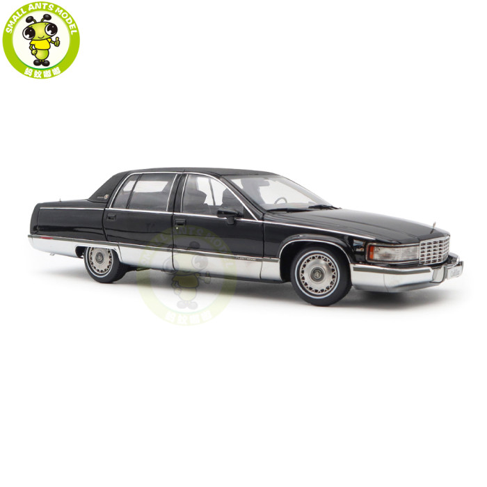 1/18 US GM Cadillac Fleetwood Diecast Model Toy Car Gifts For Friends Family