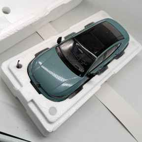 【DE】Used 1/18 Passat Pro Diecast Model Toys Car Gifts For Father Friends