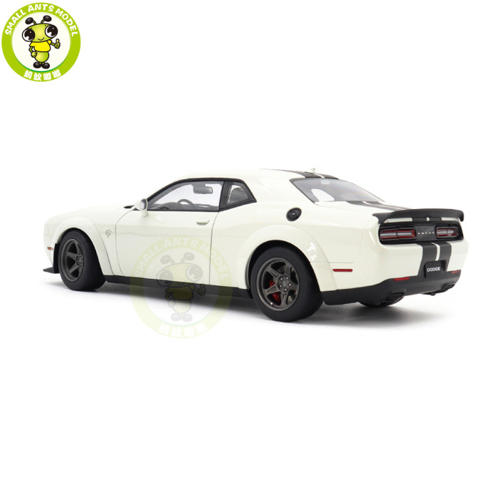 1/18 Dodge Challenger SRT Super Stock 2023 AUTOart 71766 Knuckle White Model Car