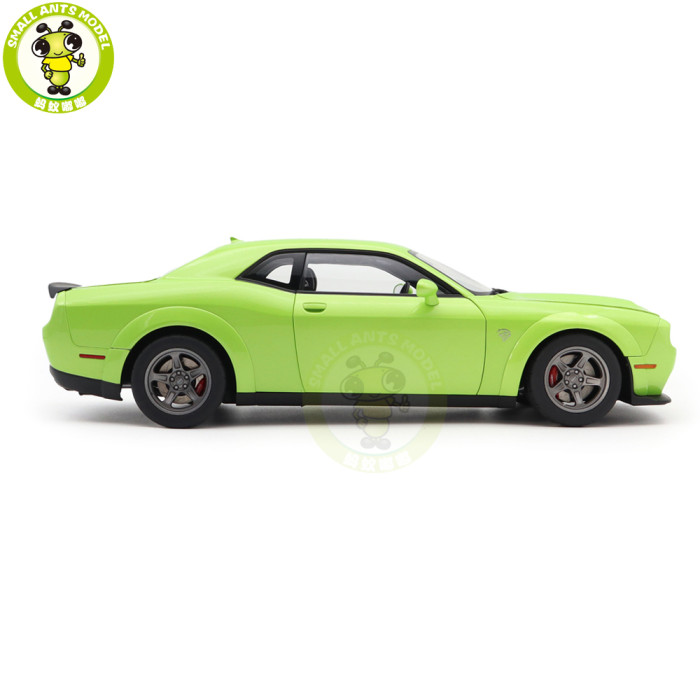 1/18 Dodge Challenger SRT Super Stock 2023 AUTOart 71769 Sublime/Green Model Car