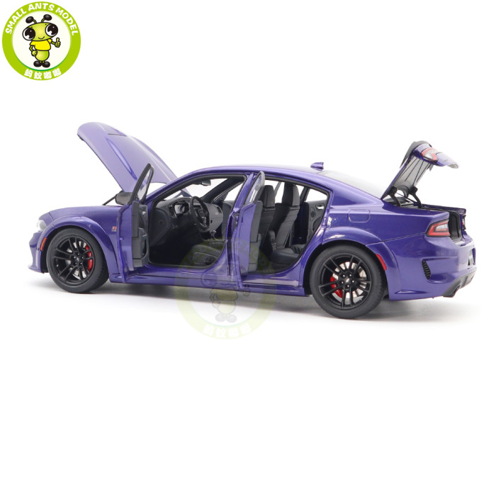 1/18 Dodge Charger Scat Pack Widebody AUTOart 71757 Plum Crazy Model Car