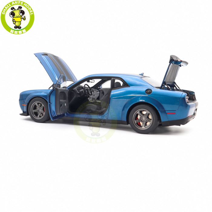 1/18 Dodge Challenger SRT Super Stock 2023 AUTOart 71767 Frosbite/Blue Model Car