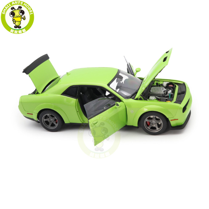 1/18 Dodge Challenger SRT Super Stock 2023 AUTOart 71769 Sublime/Green Model Car