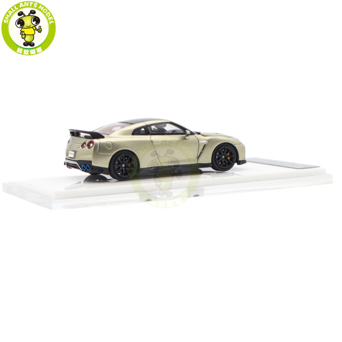 1/64 MOTORHELIX Nissan GT-R (R35) Track Edition Engineered by NISMO T-Spec 2022 Diecast Model Toy Car Gifts For Father Friends