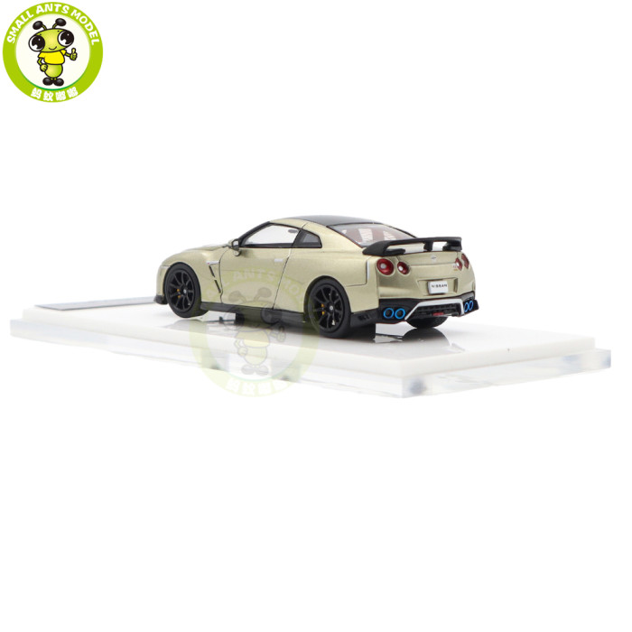 1/64 MOTORHELIX Nissan GT-R (R35) Track Edition Engineered by NISMO T-Spec 2022 Diecast Model Toy Car Gifts For Father Friends