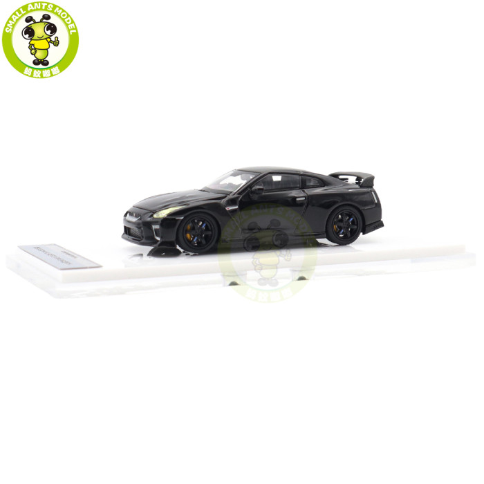 1/64 MOTORHELIX Nissan GT-R (R35) w / Customized Headlights Diecast Model Toy Car Gifts For Father Friends