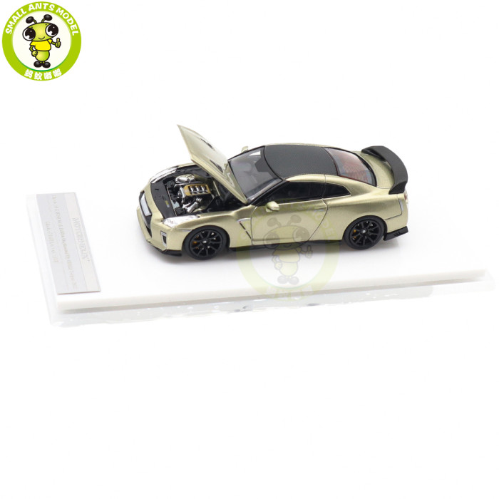 1/64 MOTORHELIX Nissan GT-R (R35) Track Edition Engineered by NISMO T-Spec 2022 Diecast Model Toy Car Gifts For Father Friends