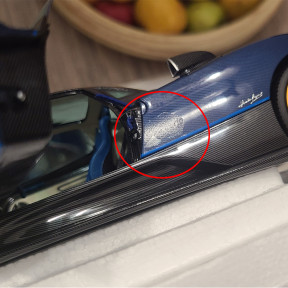 【US】Damaged 1/18 Pagani Zonda Tricolore 2010 Almost Real 850620001 Diecast Model Car