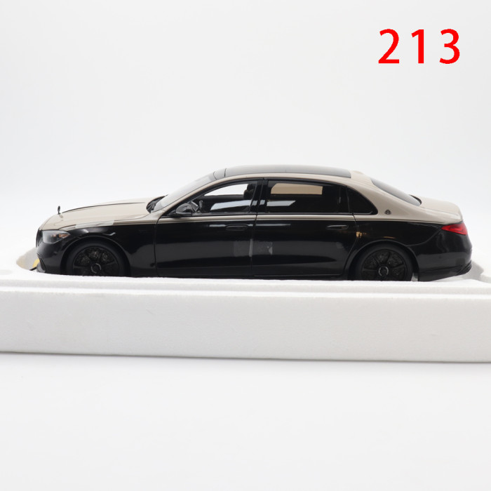 Defective 1/18 Mercedes Maybach S Class Night Series S680 2023 Almost Real 820140 Mojave Silver / Onyx Black Diecast Model Car