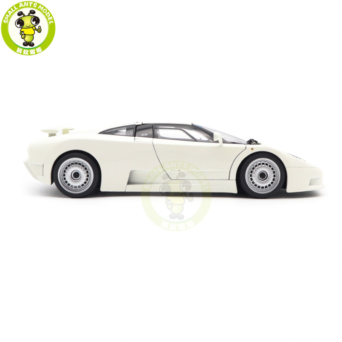 1/18 Bugatti EB110 GT Autoart 70978 White Diecast Model Car Toys Boys Girls Gifts