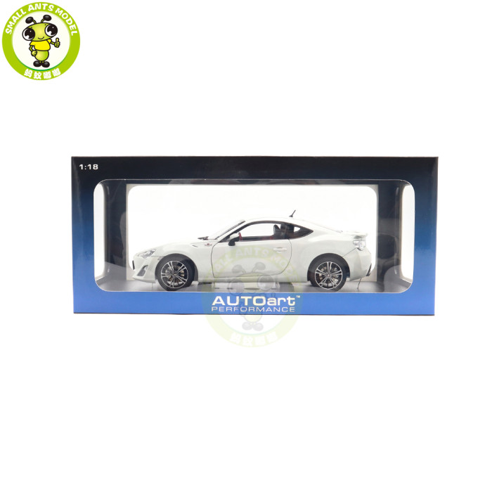 1/18 Toyota 86 GT Limited RHD AUTOart 78773 White Pearl Diecast Model Car Gifts For Friends