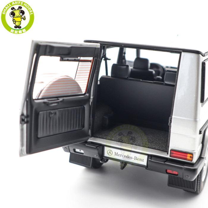 1/18 Mercedes Benz G CLASS G500 1998 SWB Autoart 76112 Silver Diecast Model Car Gifts For Friends Father