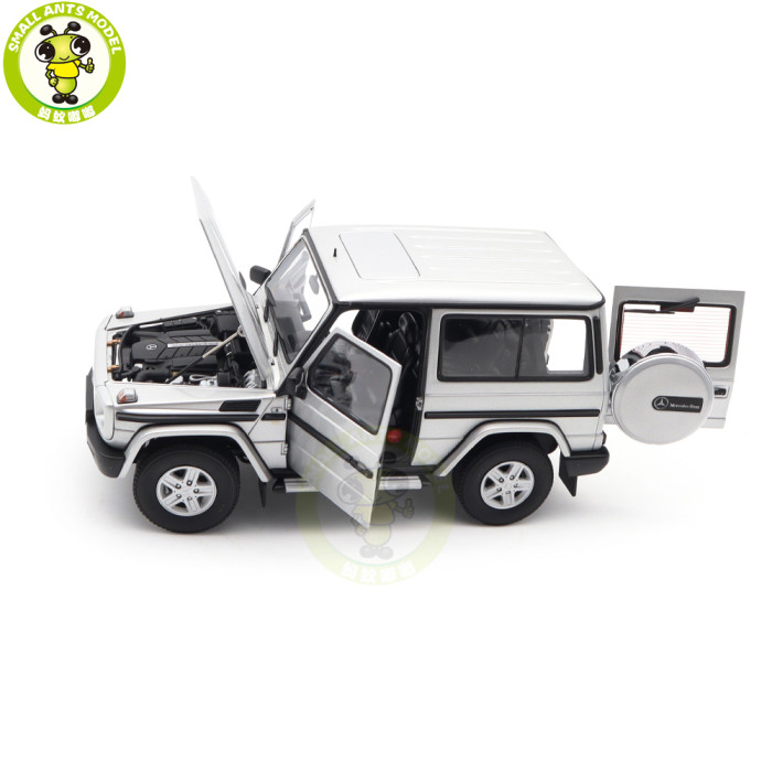 1/18 Mercedes Benz G CLASS G500 1998 SWB Autoart 76112 Silver Diecast Model Car Gifts For Friends Father