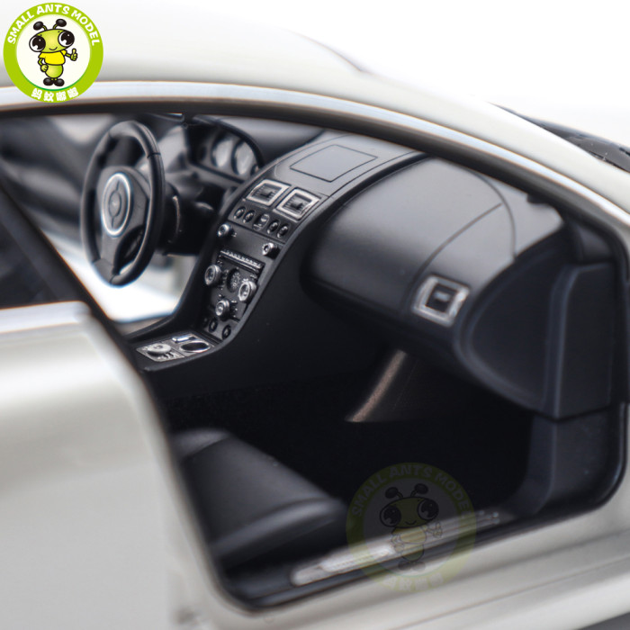 1/18 Aston Martin Rapide S 2015 Autoart 70258 Silver Fox Model Toy Car Gifts For Father Friends