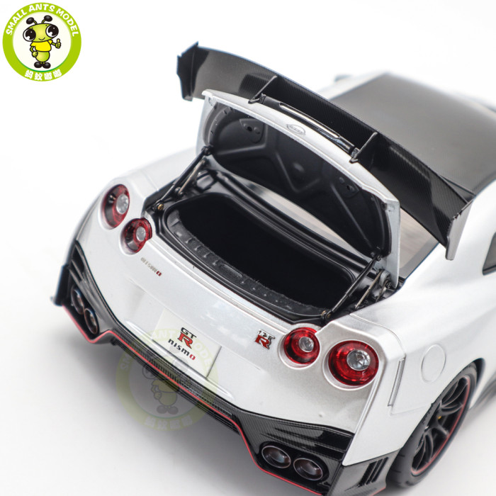 1/18 MOTORHELIX Nissan GT R GT-R R35 NISMO Special Edition 2022 Diecast Model Toy Car Gifts For Father Friends