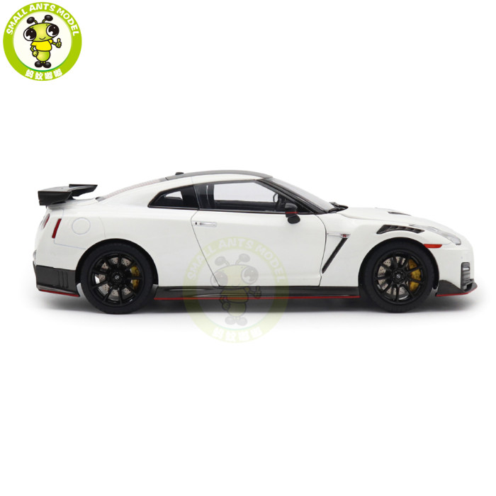 1/18 Nissan GT R GT-R R35 NISMO 2022 Diecast Model Toy Car Gifts For Father Friends
