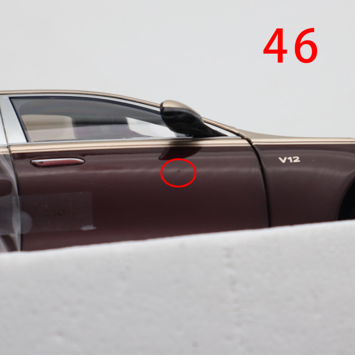 Defective 1/18 Mercedes Maybach S Class S680 2021 Almost Real 820122A 820122 Diecast Model Toy Car Gifts For Friends Father