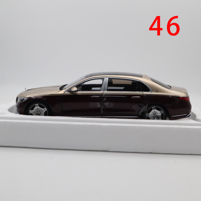 Defective 1/18 Mercedes Maybach S Class S680 2021 Almost Real 820122A 820122 Diecast Model Toy Car Gifts For Friends Father
