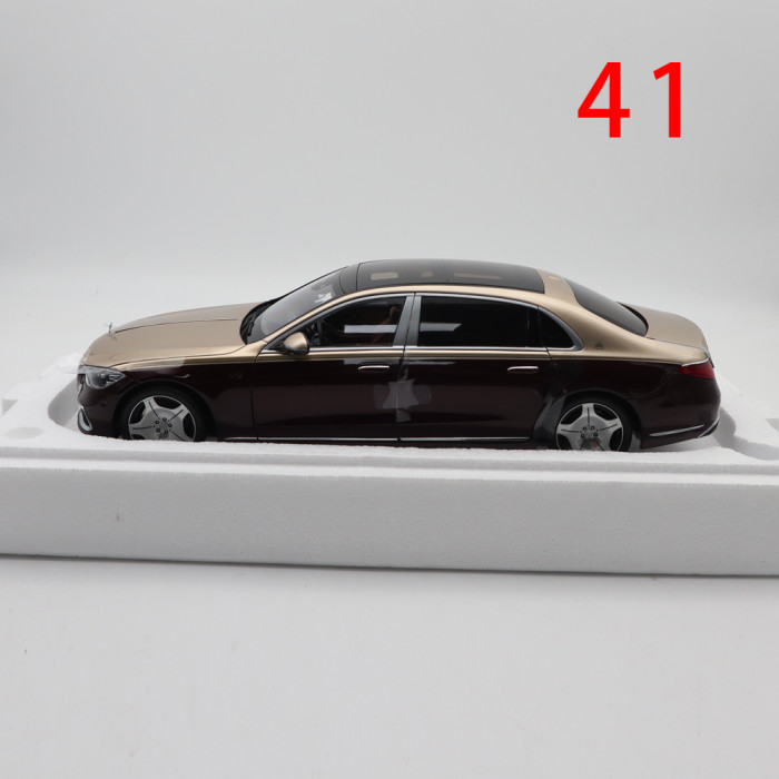 Defective 1/18 Mercedes Maybach S Class S680 2021 Almost Real 820122A 820122 Diecast Model Toy Car Gifts For Friends Father