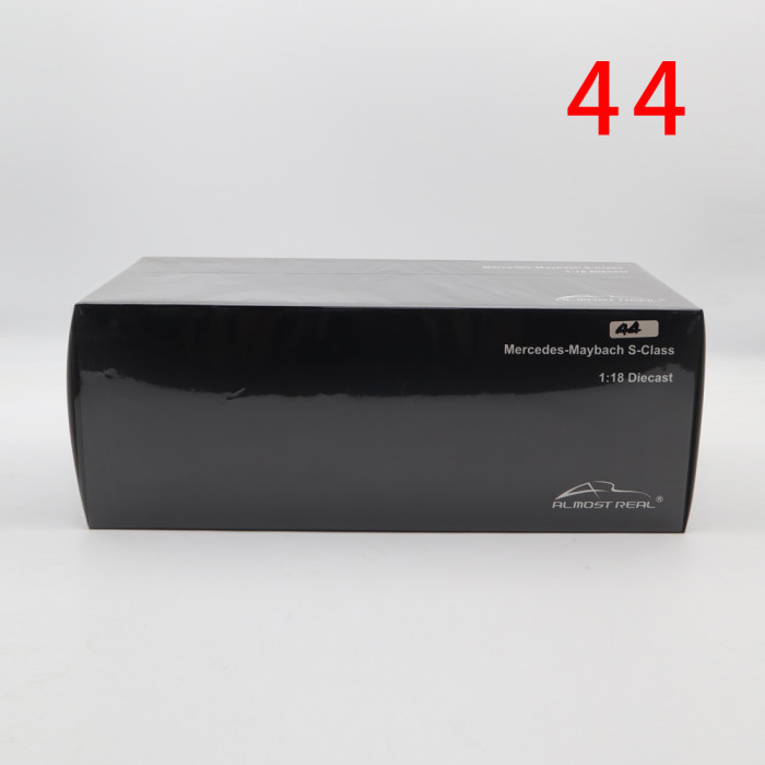 Defective 1/18 Mercedes Maybach S Class S680 2021 Almost Real 820122A 820122 Diecast Model Toy Car Gifts For Friends Father