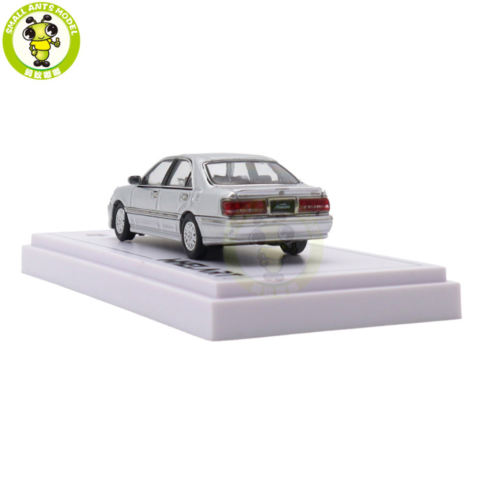 1/64 Whelart Toyota Crown Athlete 2003 Diecast Model Toy Car Gifts For Friends