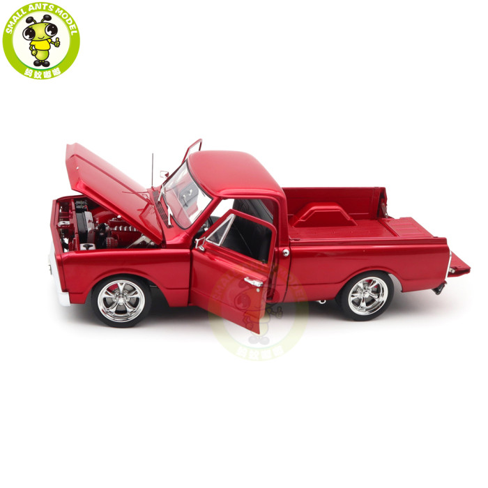 1/18 1967 Chevrolet C-10 Custom Showtime ACME Diecast Model Car Toys Gifts