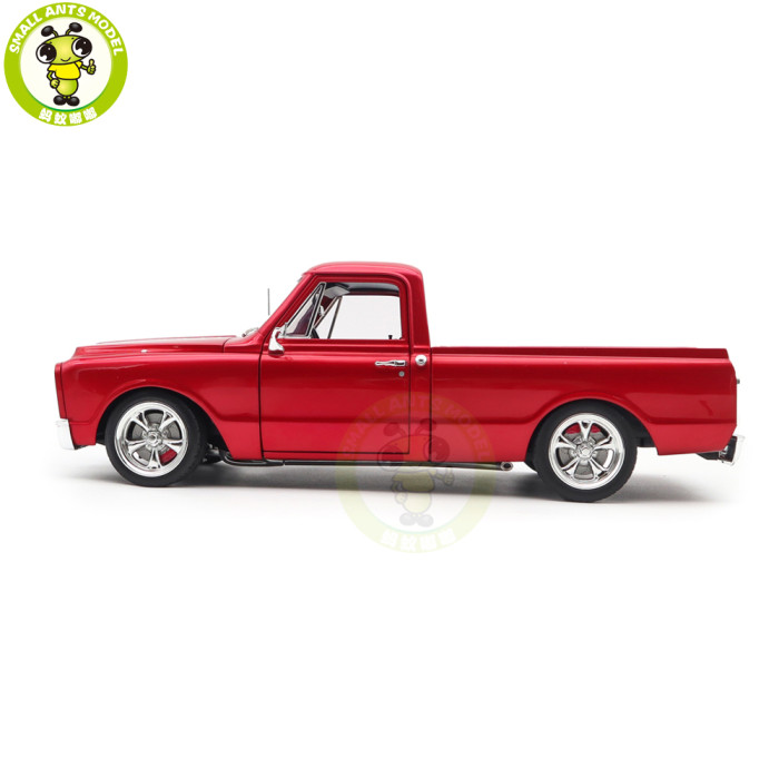 1/18 1967 Chevrolet C-10 Custom Showtime ACME Diecast Model Car Toys Gifts