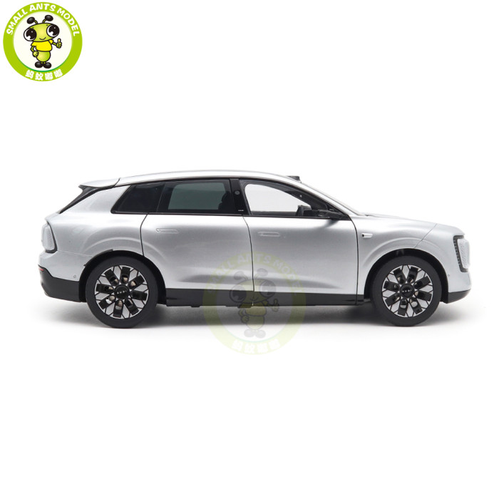 1/18 Audi E7X With Lights Diecast Model Toys Car Gifts For Friends Father