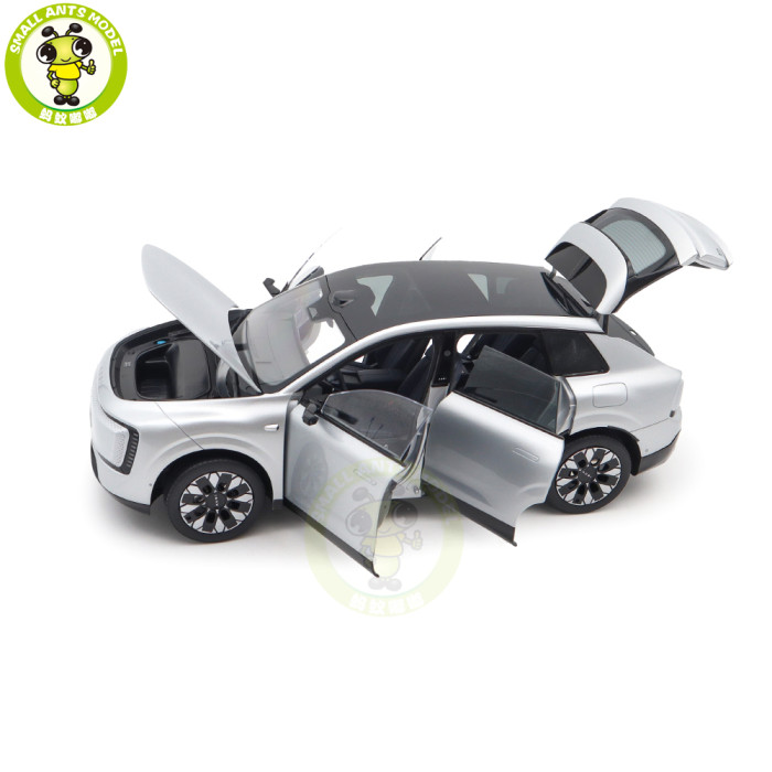 1/18 Audi E7X With Lights Diecast Model Toys Car Gifts For Friends Father
