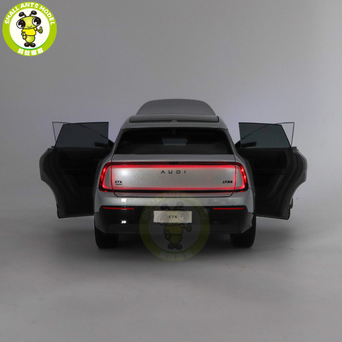 1/18 Audi E7X With Lights Diecast Model Toys Car Gifts For Friends Father
