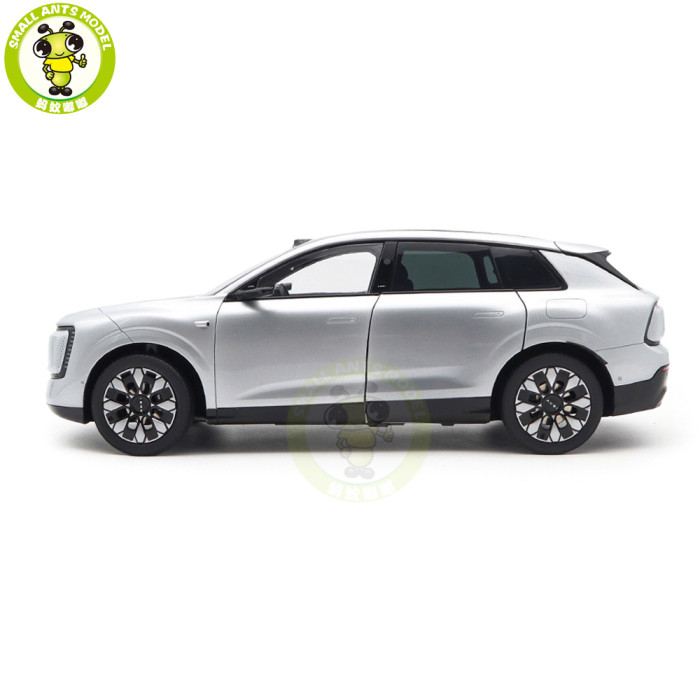 1/18 Audi E7X With Lights Diecast Model Toys Car Gifts For Friends Father
