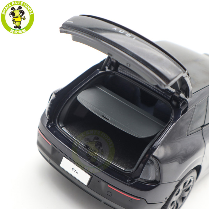 1/18 Audi E7X With Lights Diecast Model Toys Car Gifts For Friends Father