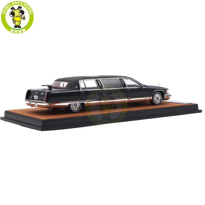 1/64 Cadillac Fleetwood Long Wheelbase Diecast Model Toy Car Gifts For Friends
