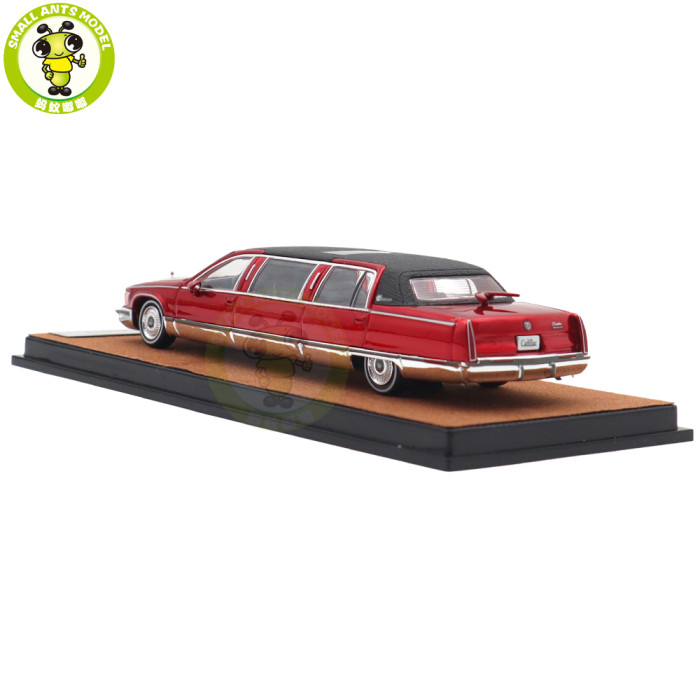 1/64 Cadillac Fleetwood Long Wheelbase Diecast Model Toy Car Gifts For Friends